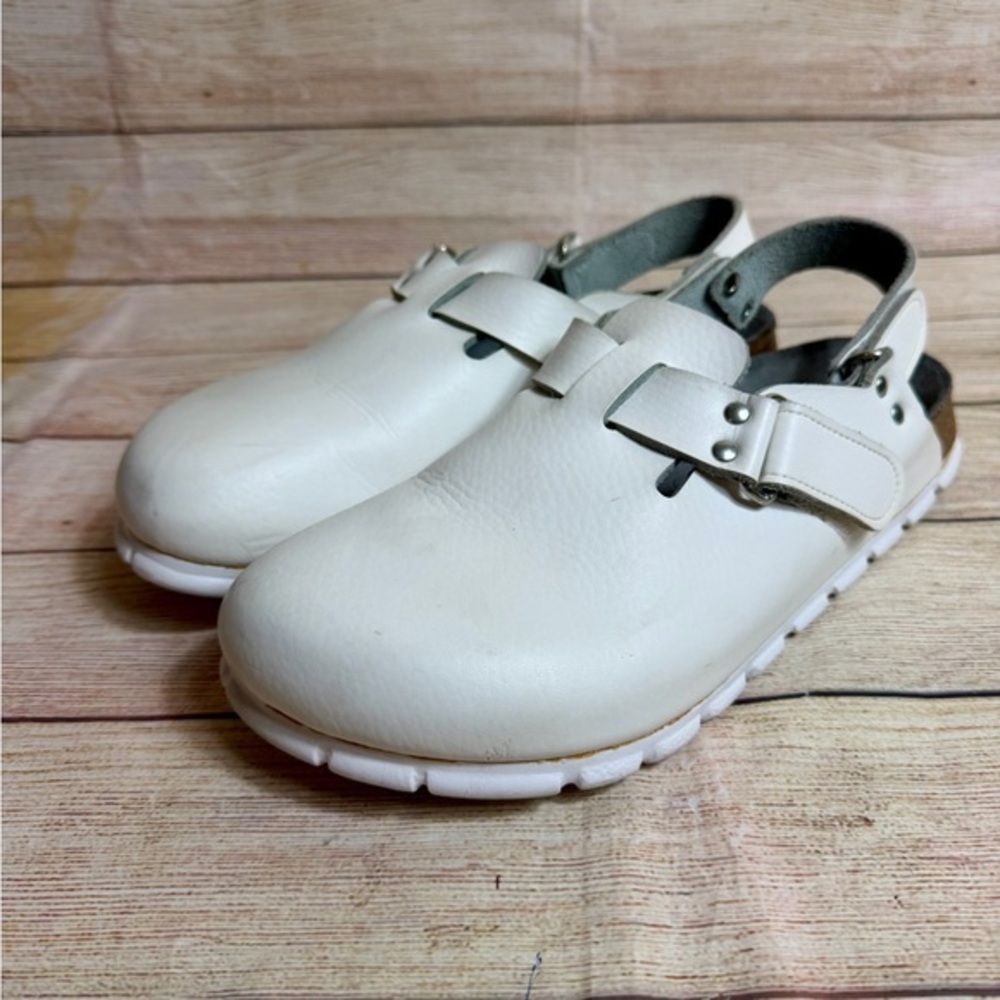 Birkenstock Tokyo Alpro professional clog. White leather 41. Size 10 narrow 10N